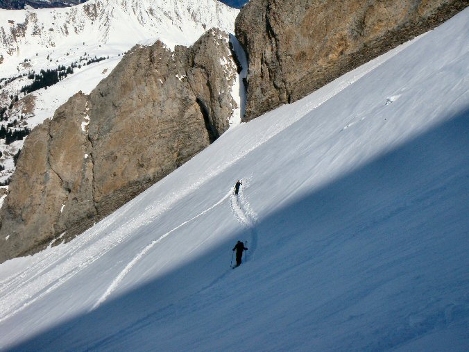 Mont Charvin 25.jpg - Le soleil commence � arriver